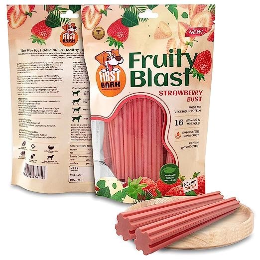 FIRST BARK FRUITY BLAST DOG TREAT STRAWBERRY BUST 225GM