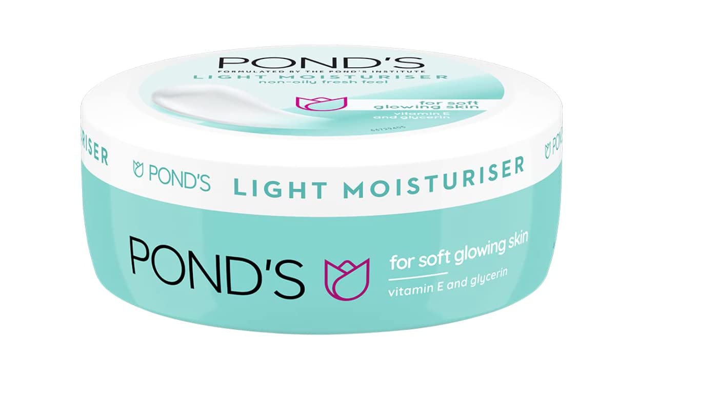 POND'S LIGHT MOISTURIZER FOR SOFT, GLOWING SKIN, WITH VITAMIN C, E & NIACINAMIDE, 24HR HYDRATION 100