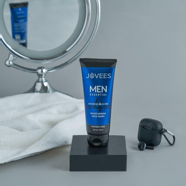 JOVEES HERBAL MEN'S ESSENTIAL ADVANCED 4 IN 1 MOISTURIZING FACE WASH (WITH VIT-C & VIT-E) 100G