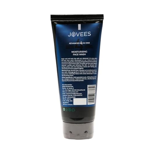 JOVEES HERBAL MEN'S ESSENTIAL ADVANCED 4 IN 1 MOISTURIZING FACE WASH (WITH VIT-C & VIT-E) 100G